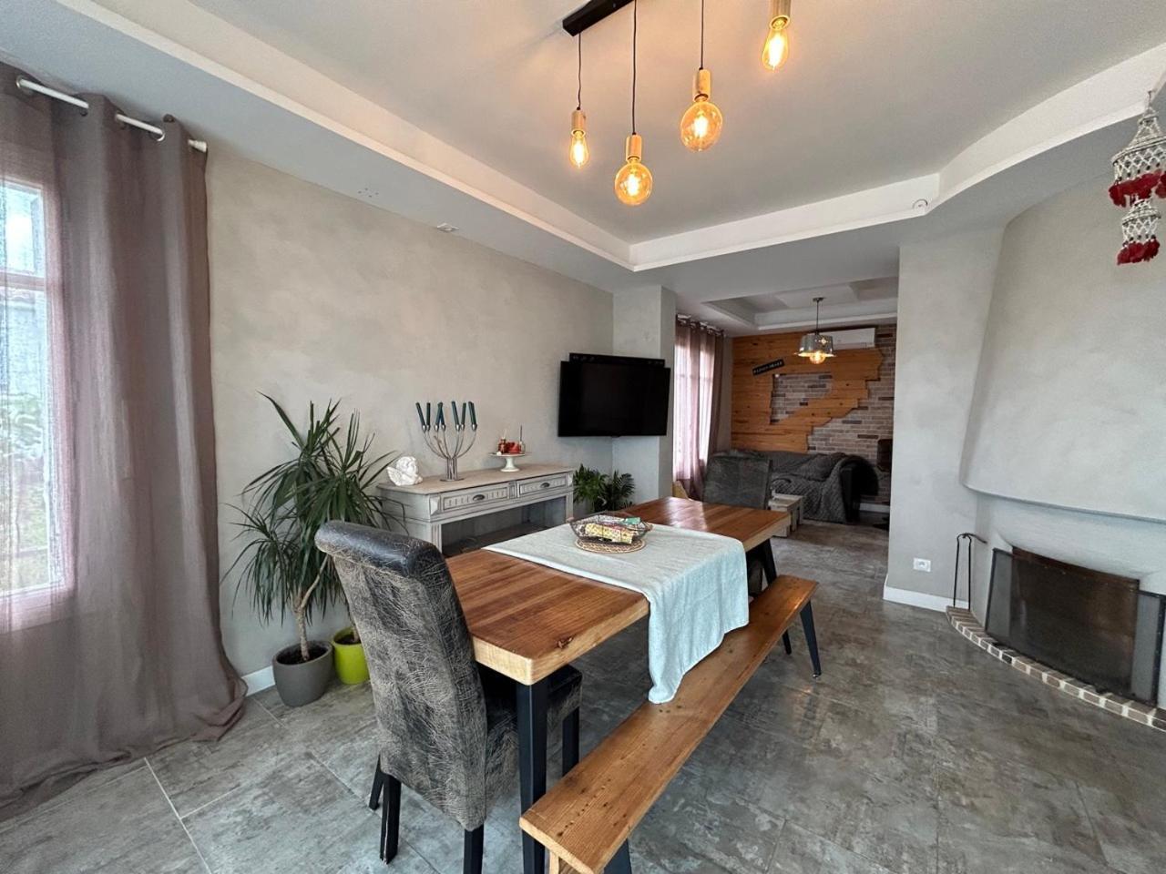 Comme A La Maison Narbonne Exterior foto